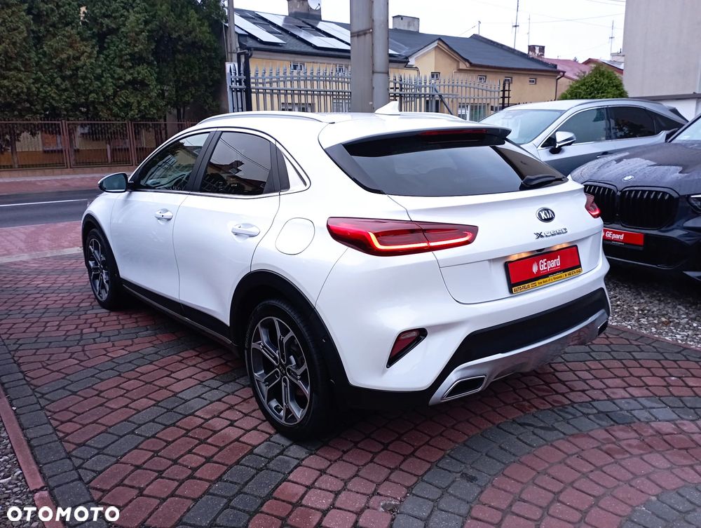Kia XCeed 1.6 T-GDI L Business Line - 6
