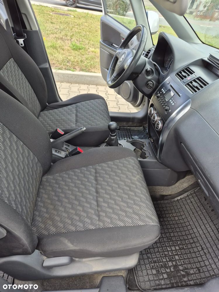 Suzuki SX4 1.6 GLX / Comfort - 16