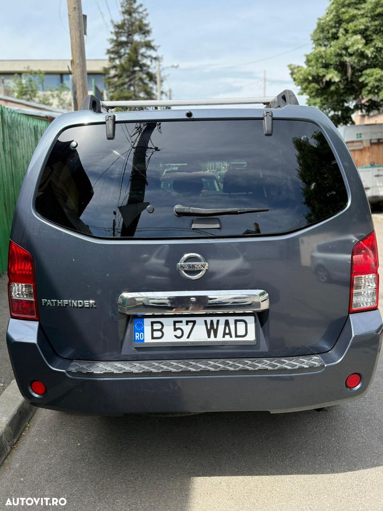Nissan Pathfinder 2.5 dCi LE Plus - 6