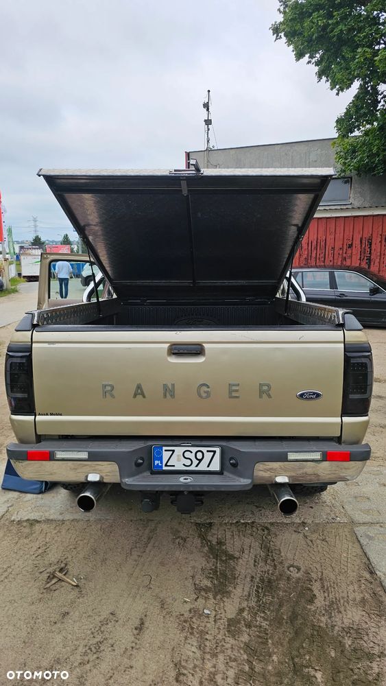 Ford Ranger - 16