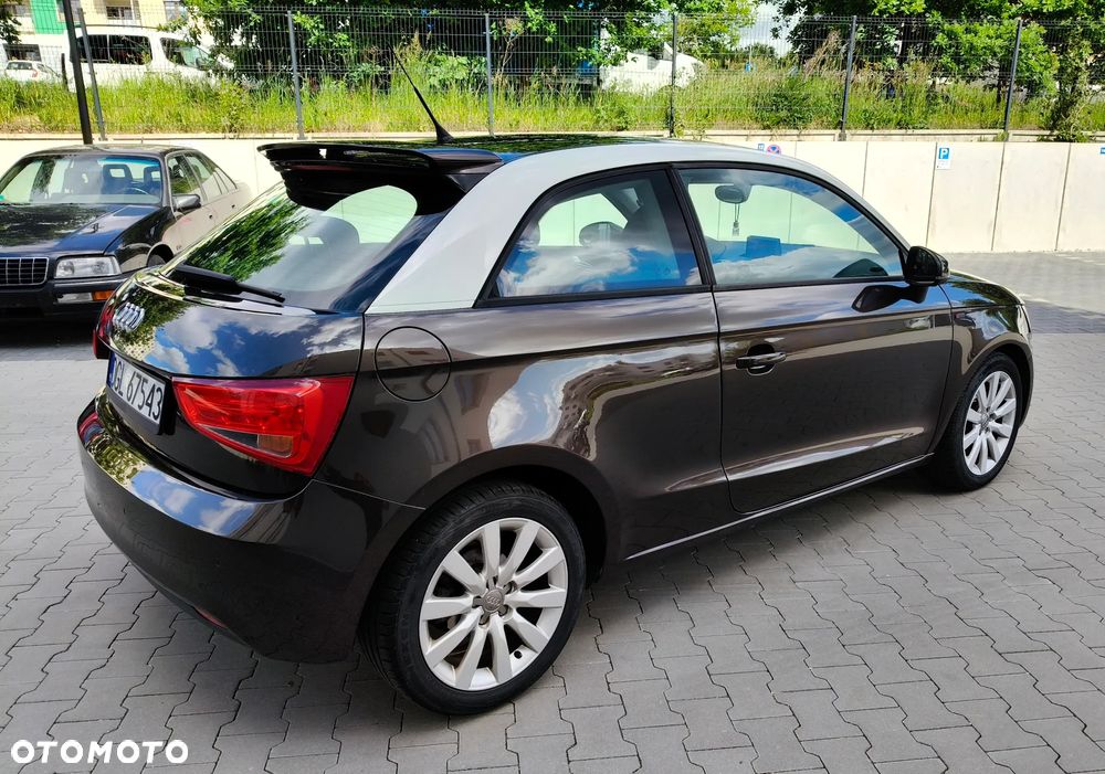 Audi A1 3-drzwiowe 1.6 TDI S line edition - 4