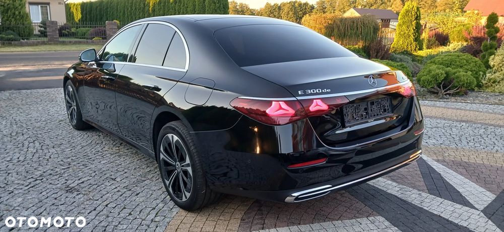 Mercedes-Benz Klasa E 300de 4Matic 9G-TRONIC Edition AVANTGARDE - 1