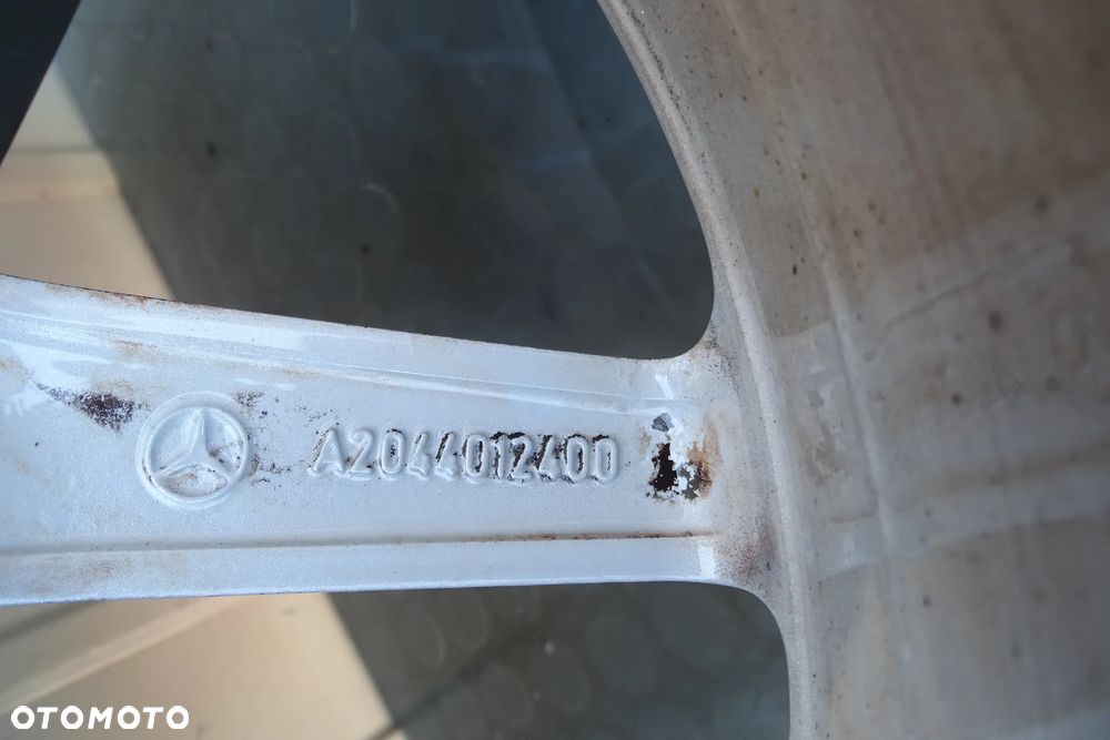 MERCEDES C KLASA W204 Felgi z oponami 7,5Jx17HZ  2044012400 2044012300 - 9