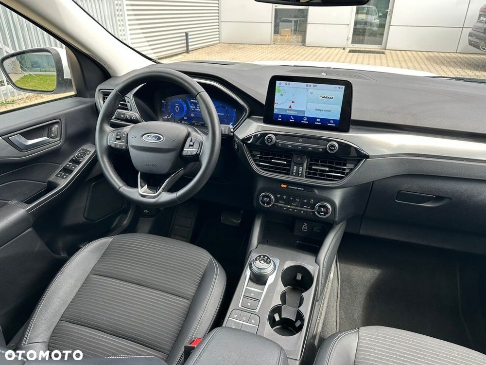 Ford Kuga - 11