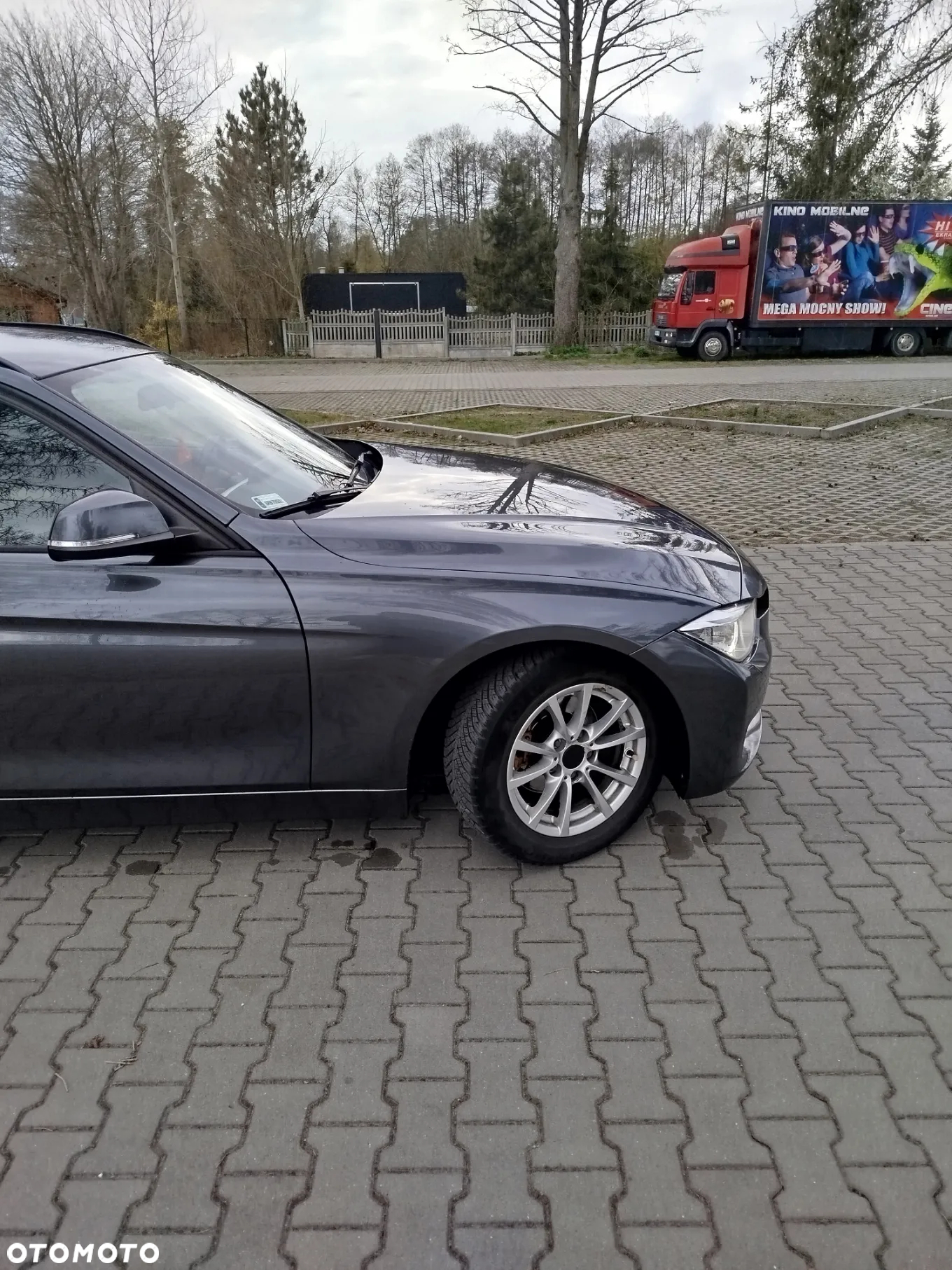 BMW Seria 3 318d Touring - 8