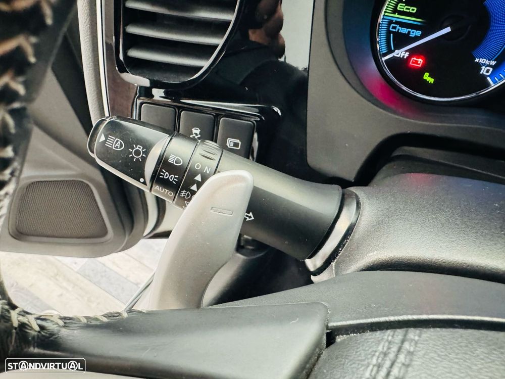 Mitsubishi Outlander 2.4 Instyle - 20