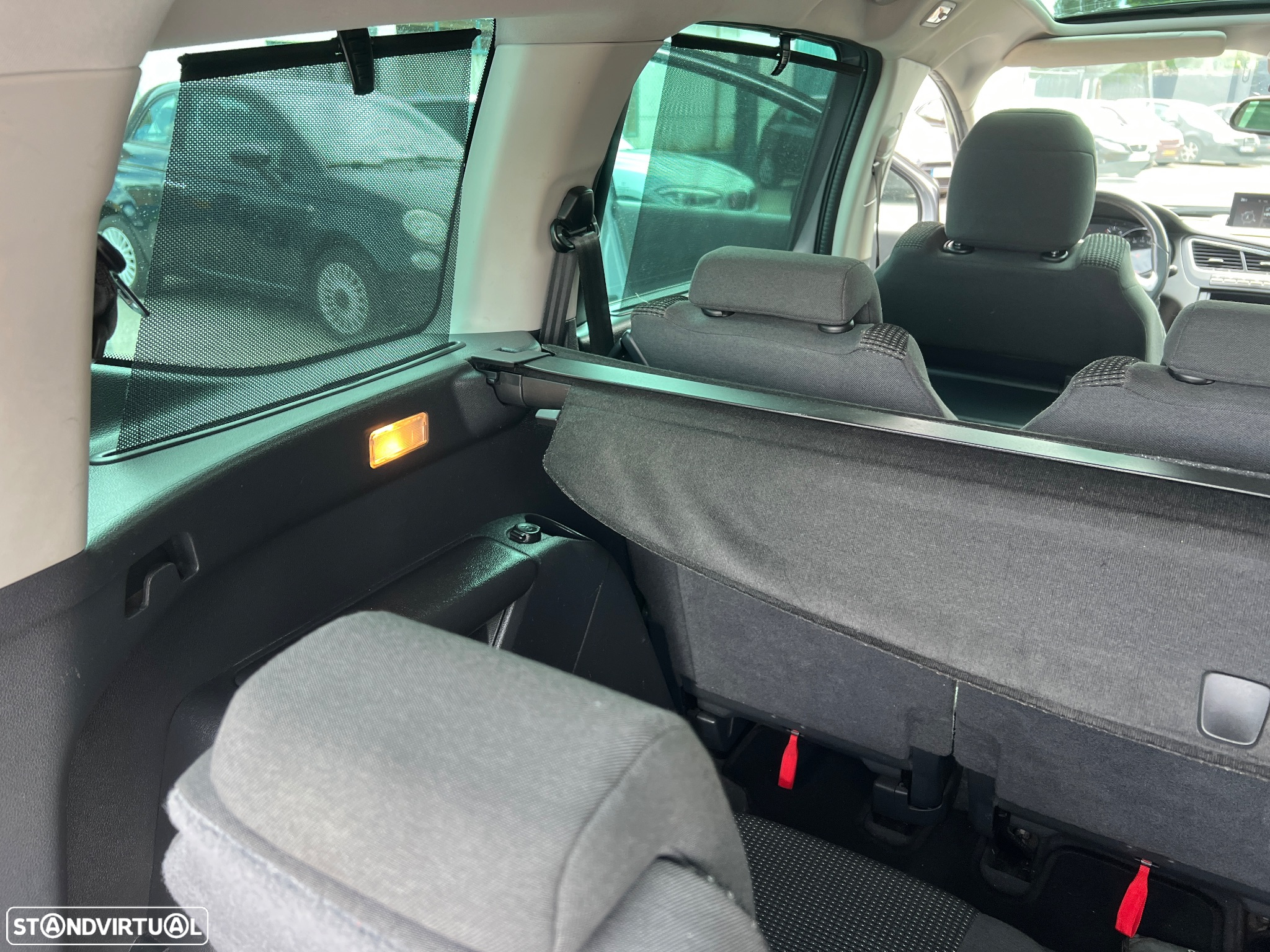 Peugeot 5008 1.6 BlueHDi Allure - 41