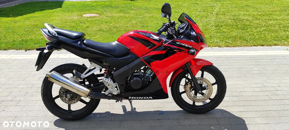 Honda CBR - 9
