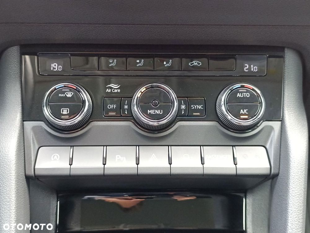 Skoda Karoq - 25
