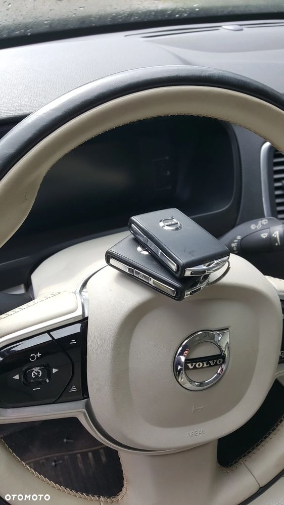 Volvo XC 90 T5 AWD Momentum - 17