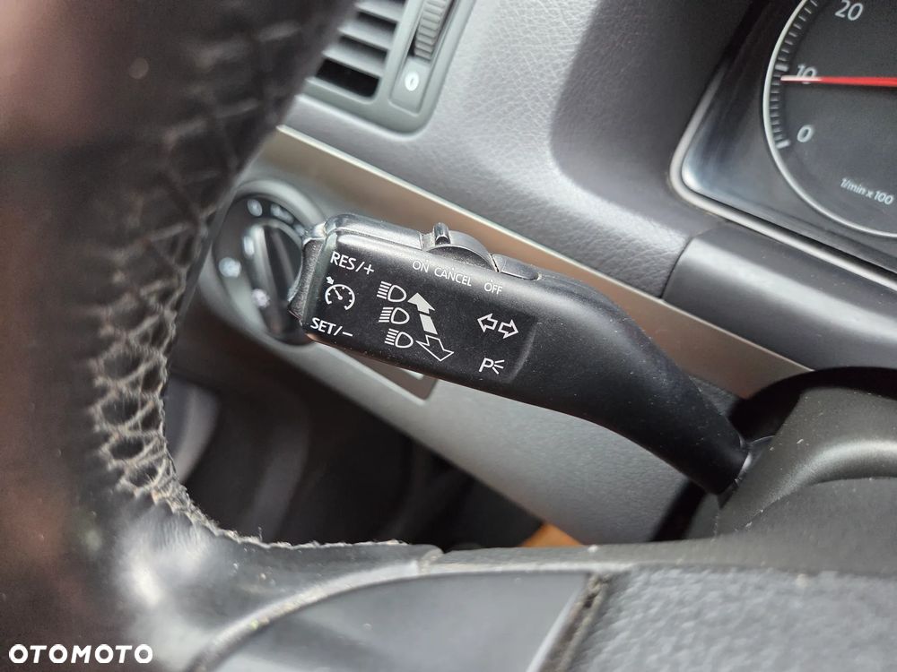 Volkswagen Touran 1.6 United - 16