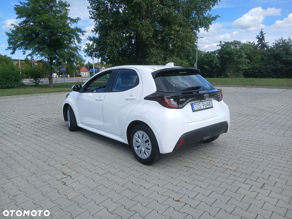 Toyota Yaris - 8