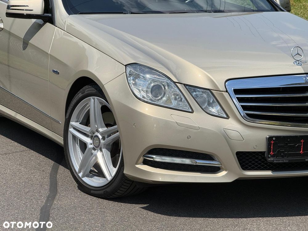 Mercedes-Benz Klasa E 350 CDI DPF 4Matic BlueEFFICIENCY 7G-TRONIC Avantgarde - 4