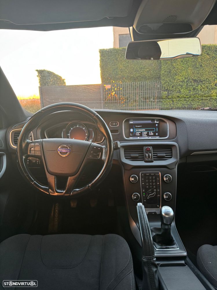 Volvo V40 1.6 D2 Eco Kinetic - 10