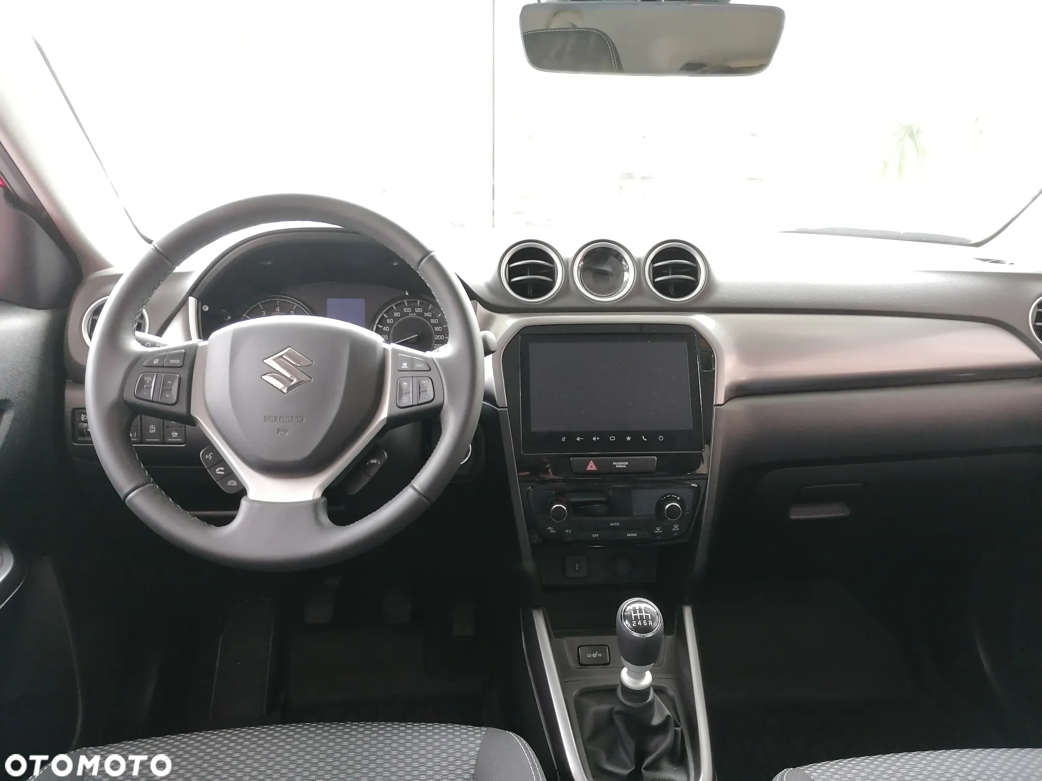 Suzuki Vitara 1.4 Boosterjet mHEV Premium Plus 2WD - 14