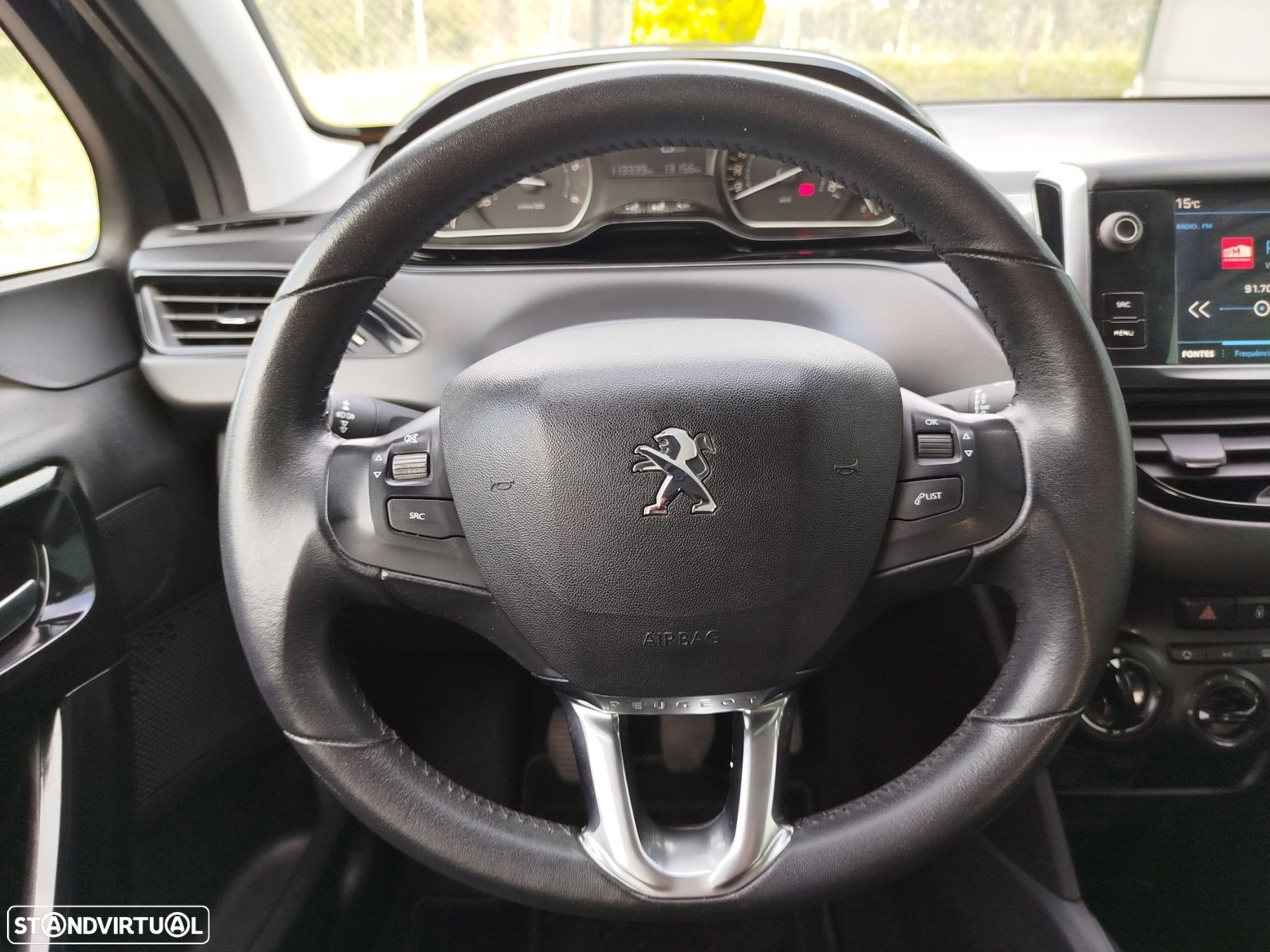 Peugeot 208 1.5 BlueHDi Signature - 19