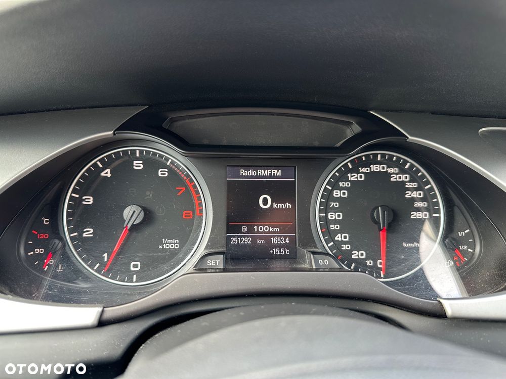 Audi A4 Avant 2.0 TFSI Attraction - 12