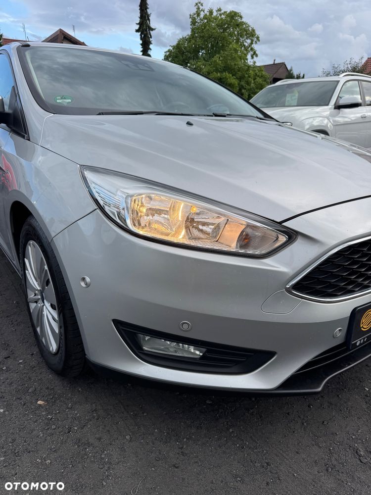 Ford Focus - 10