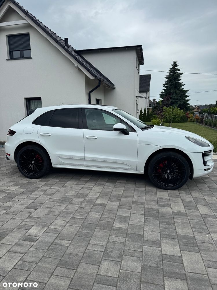 Porsche Macan - 2