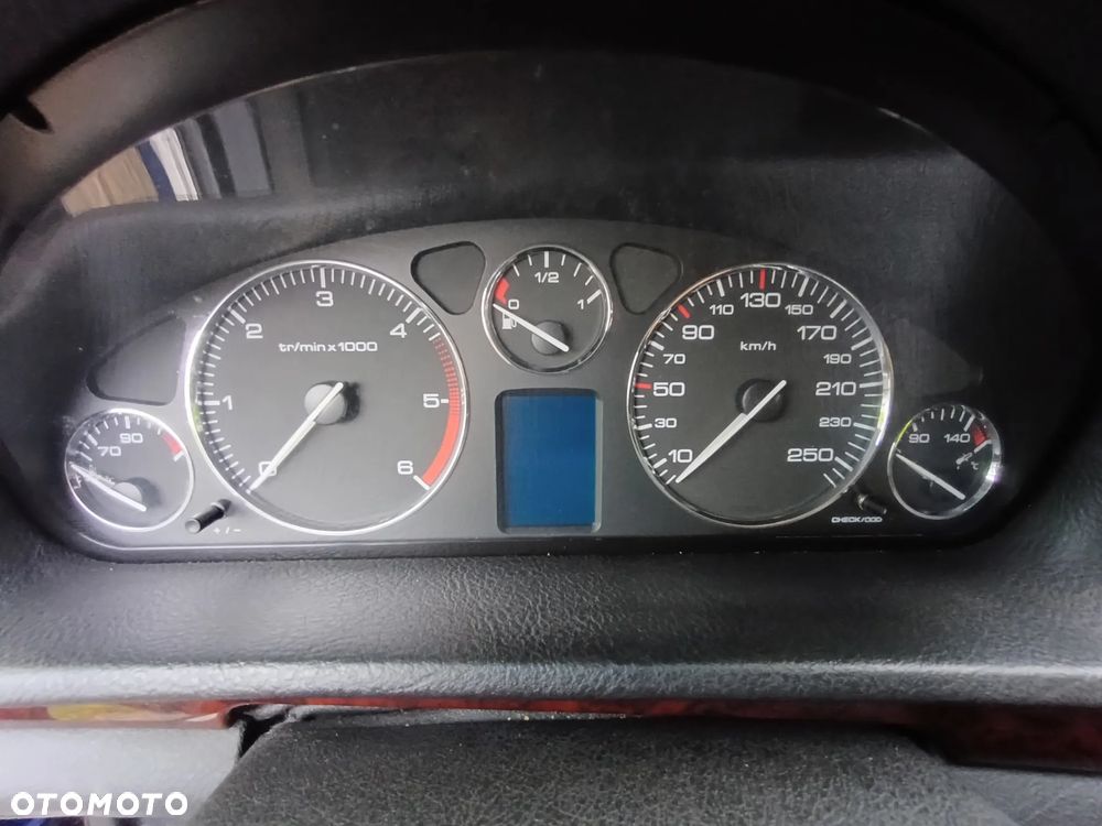 Peugeot 407 - 22