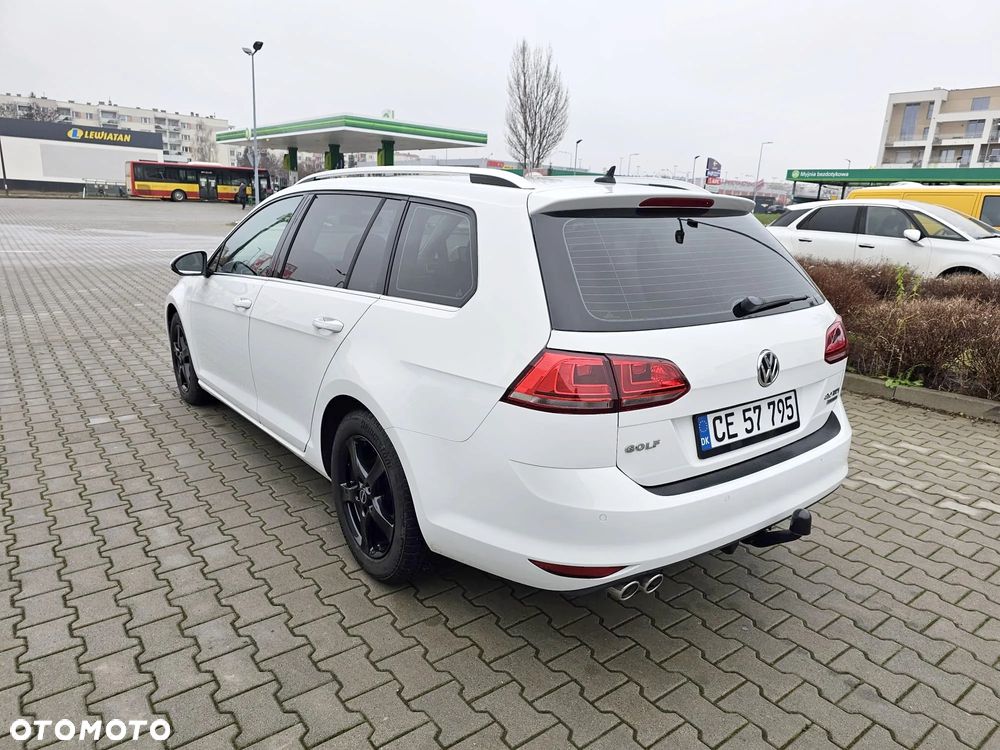 Volkswagen Golf Variant 2.0 TDI (BlueMotion Technology) Highline - 16