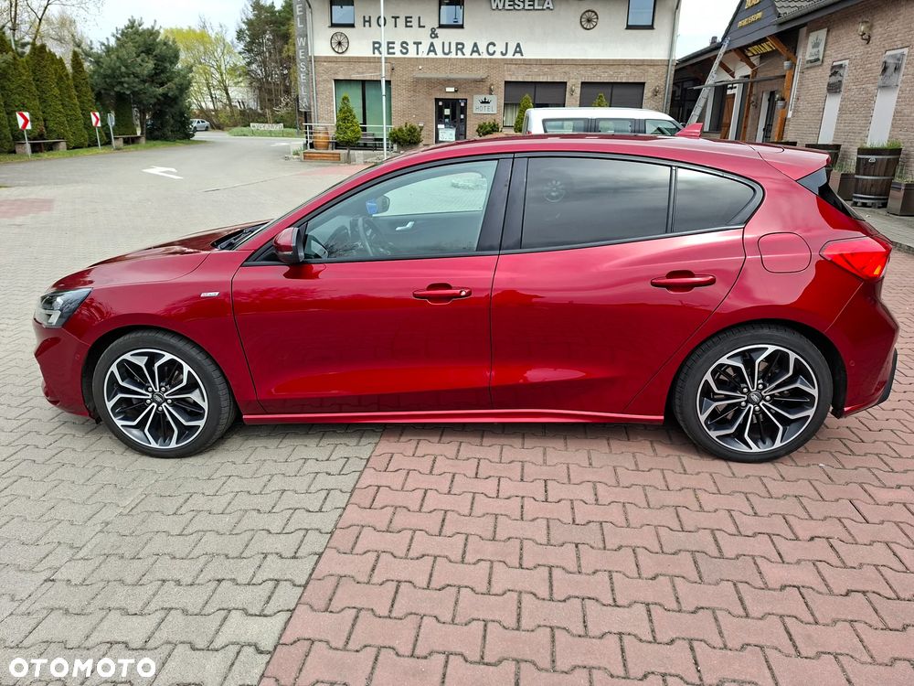 Ford Focus 1.5 EcoBoost Titanium ASS - 5