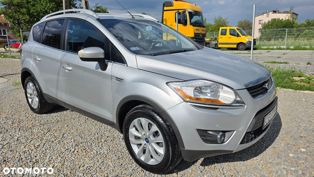 Ford Kuga 2.0 TDCi 2x4 Titanium - 9