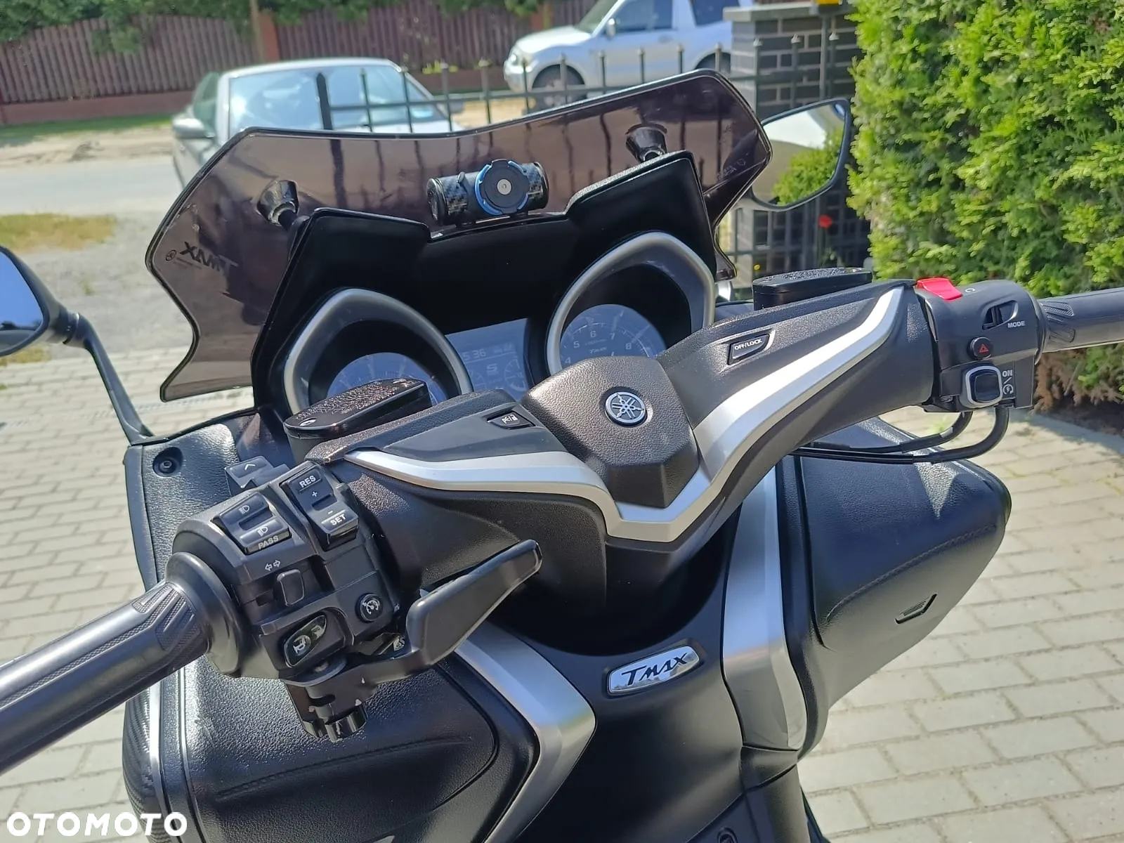 Yamaha Tmax - 6