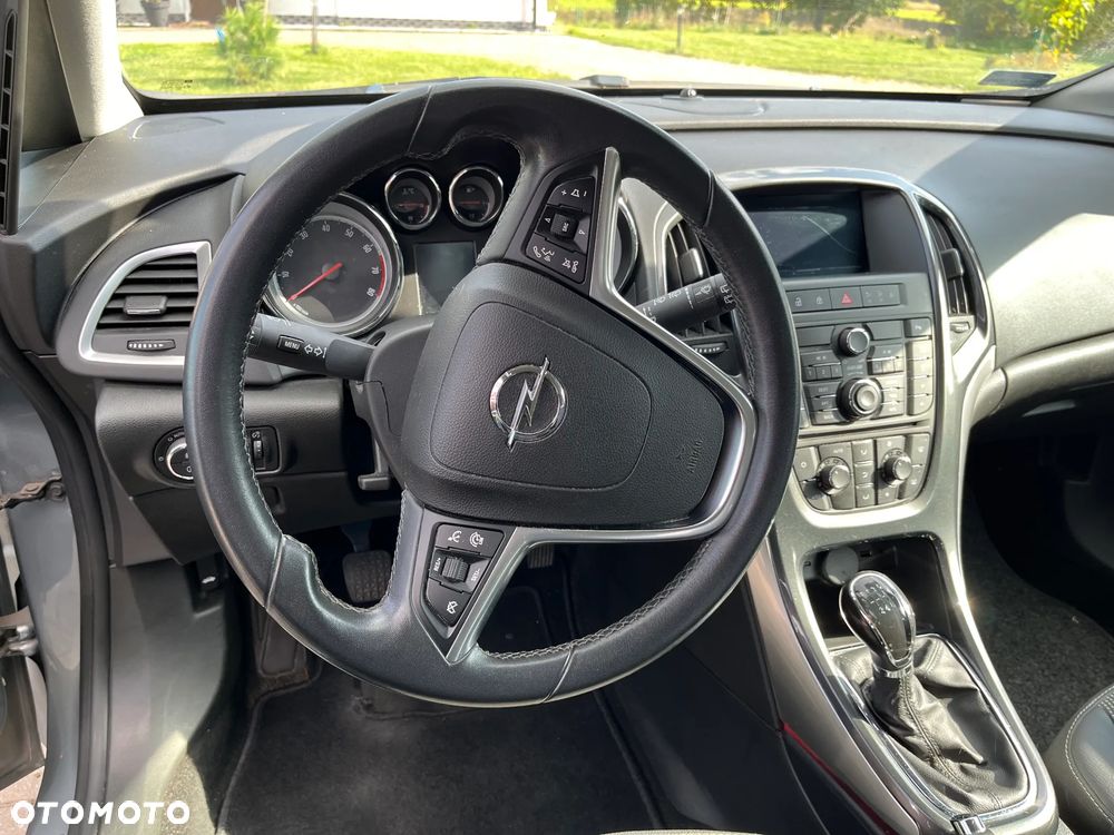 Opel Astra - 10