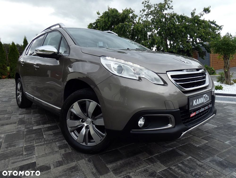 Peugeot 2008 1.6 e-HDi Allure S&S - 9