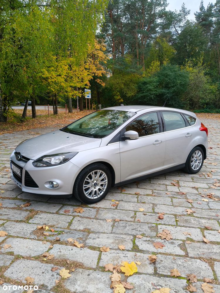 Ford Focus 2012 photo 2