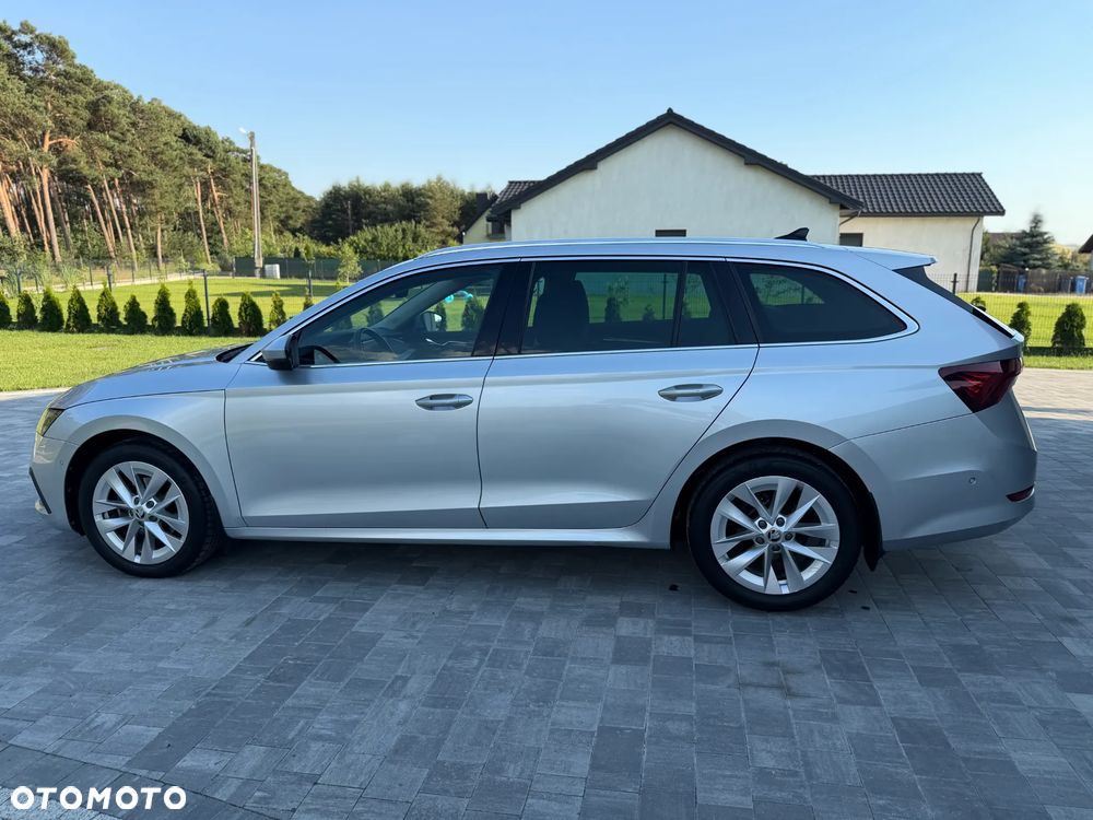 Skoda Octavia 2.0 TDI Sportline DSG - 22