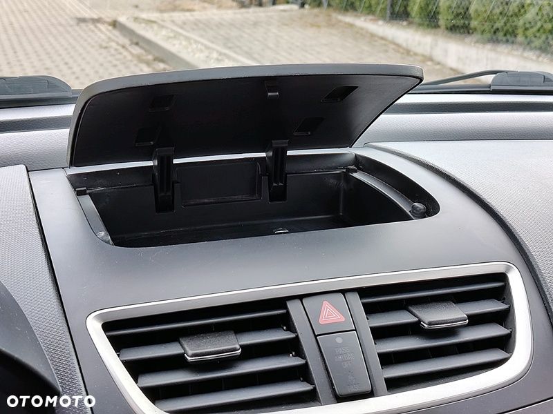 Suzuki Swift 1.2 BlackWhite - 15