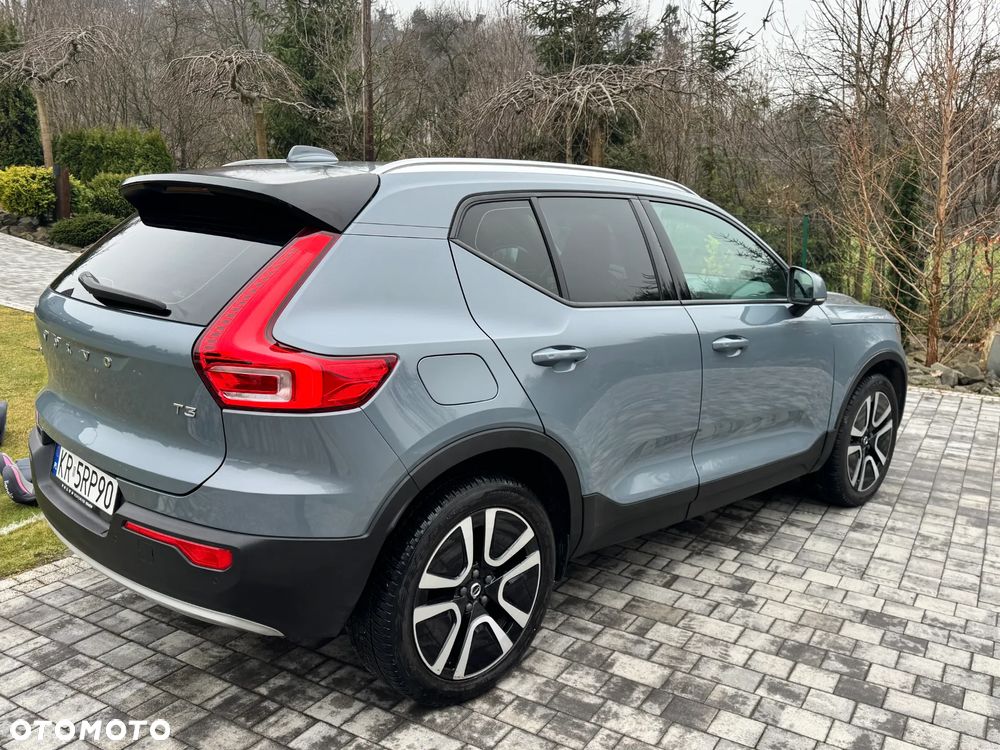 Volvo XC 40 T3 Momentum Pro - 15