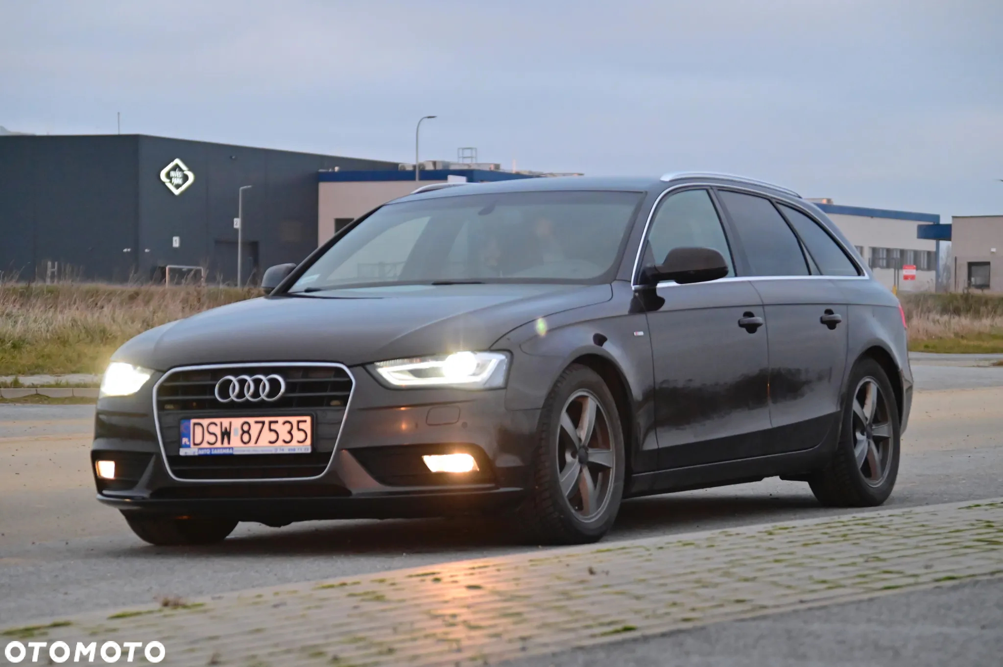 Audi A4 Avant 2.0 TDI DPF S line Sportpaket - 3