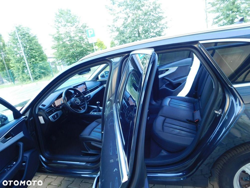 Audi A4 Avant - 14