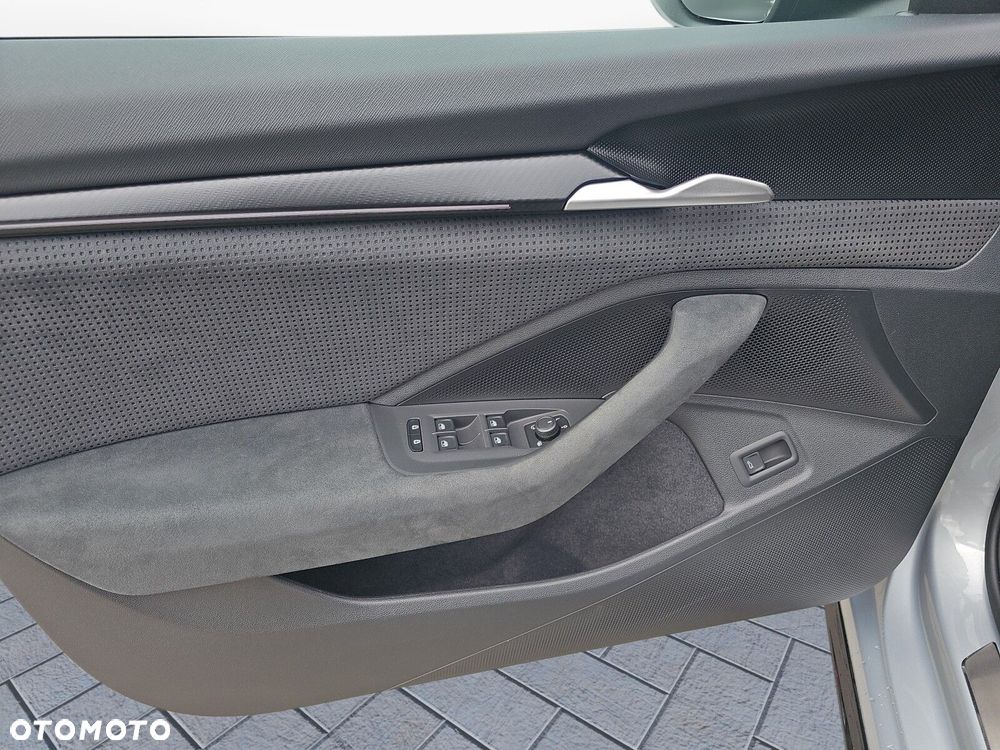 Skoda Superb 2.0 TSI Sportline DSG - 14