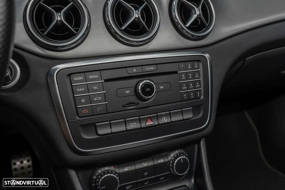 Mercedes-Benz GLA 180 AMG Line Aut. - 16