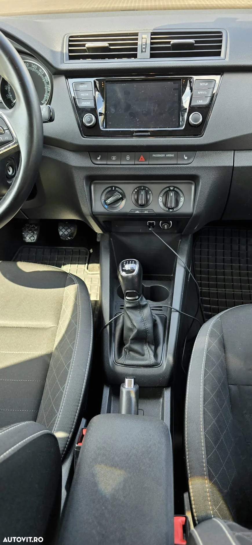Skoda Fabia - 10