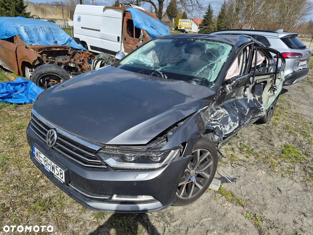 Volkswagen Passat 1.8 TSI BMT Highline DSG - 1