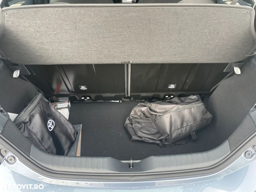 Toyota Aygo X 1.5l HEV 116CP Active - 30