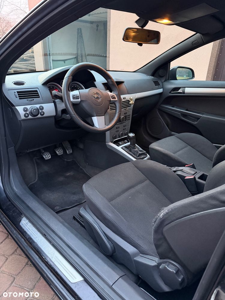 Opel Astra 2.0 Turbo Sport - 16