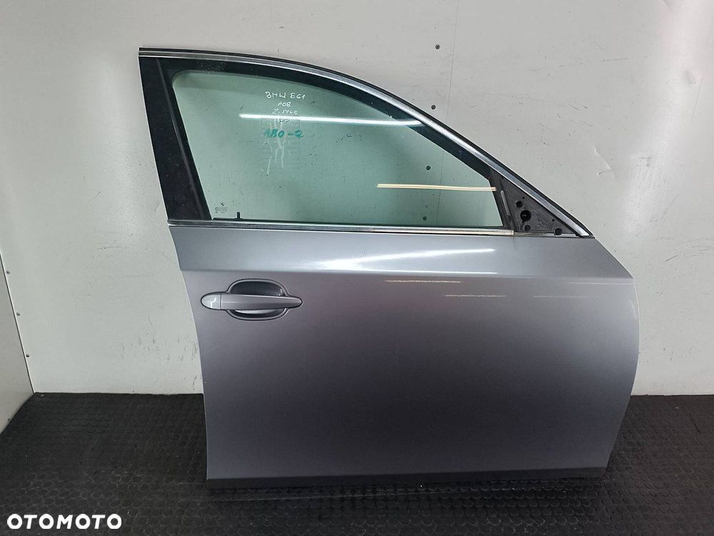 DRZWI PRZÓD PRAWY BMW E61 A08 KOMBI - 1