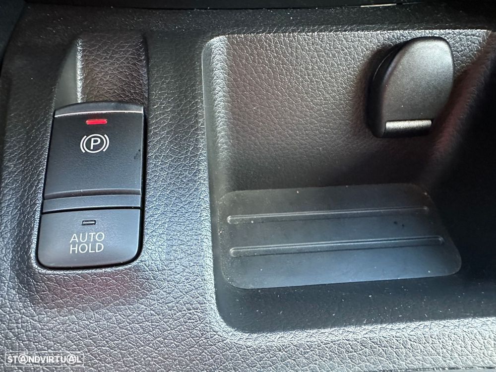 Nissan Qashqai 1.5 dCi N-Connecta Business - 22