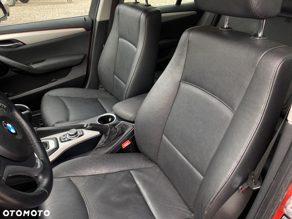 BMW X1 sDrive18d Sport Line - 10