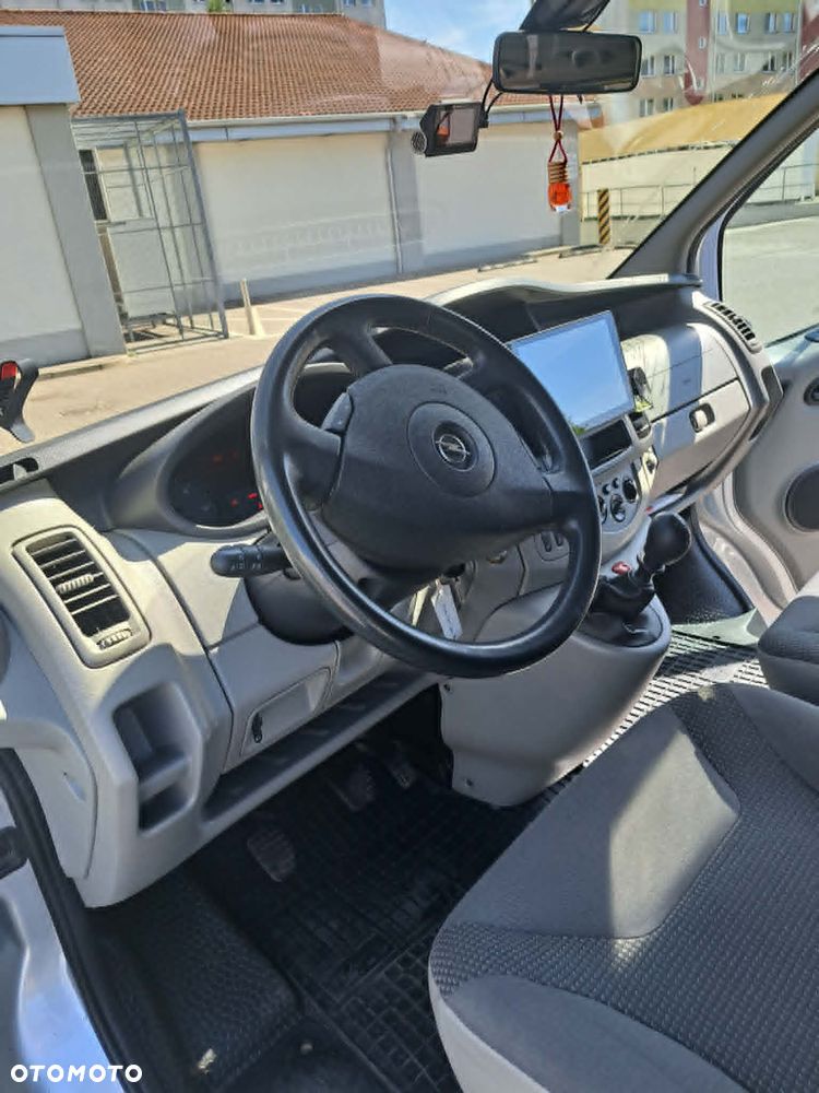 Opel Vivaro L2H1 - 12