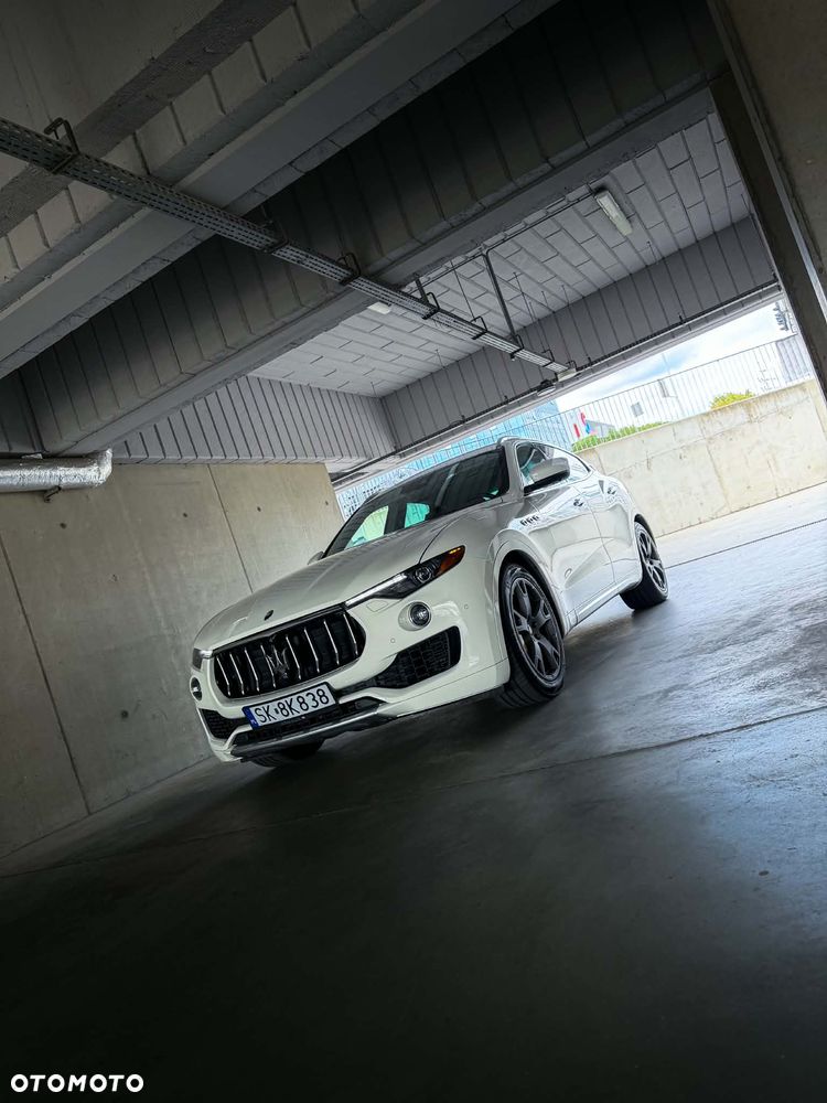 Maserati Levante - 8