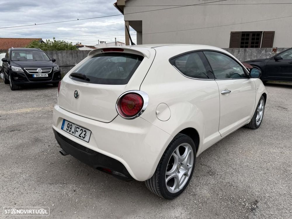 Alfa Romeo MiTo 1.3 JTD Distinctive - 8