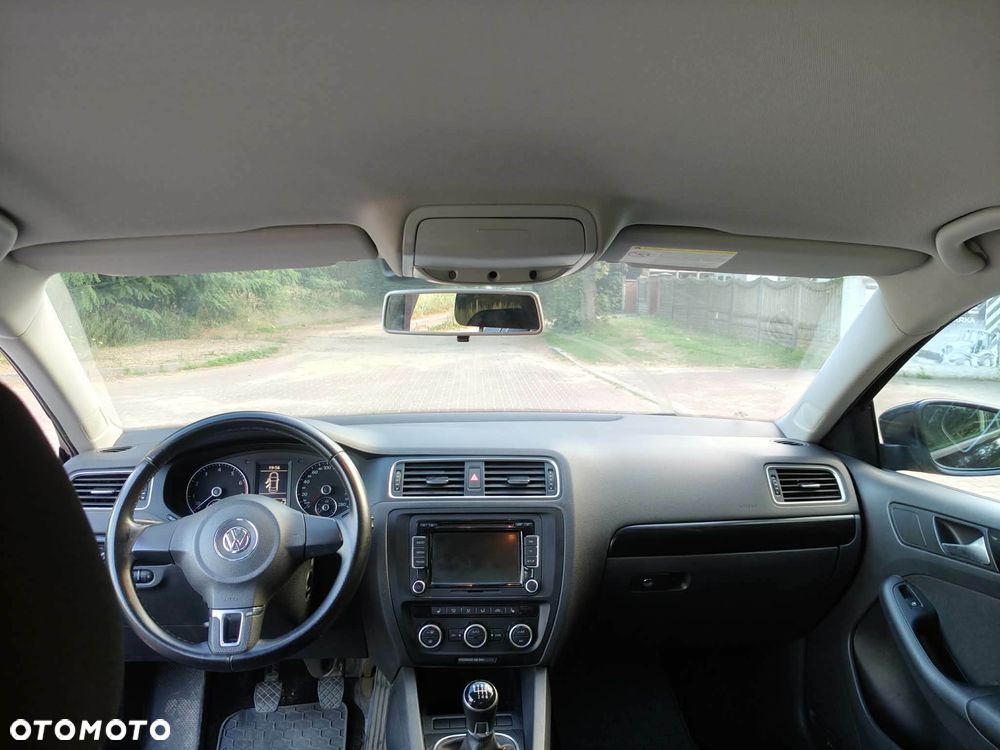 Volkswagen Jetta 1.2 TSI Comfortline - 8