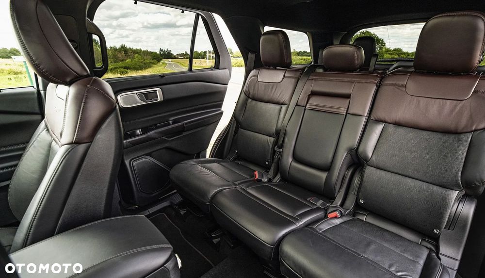 Ford Explorer 3.0 EcoBoost PHEV 4WD Platinum - 13